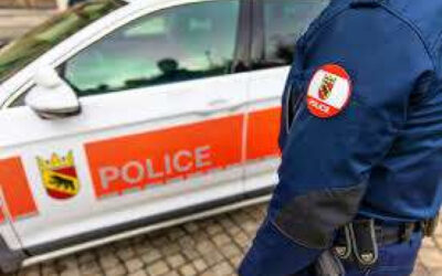 Poste mobile de la police cantonale bernoise
